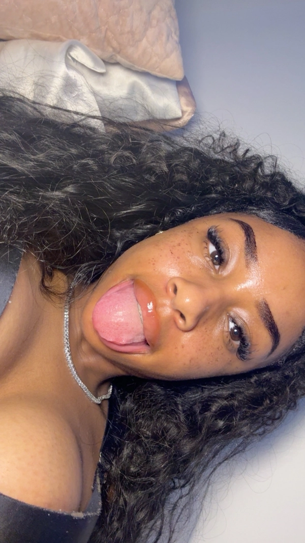 6d8543a7-1ae8-44b6-94d2-5b56fbe609b8.jpg