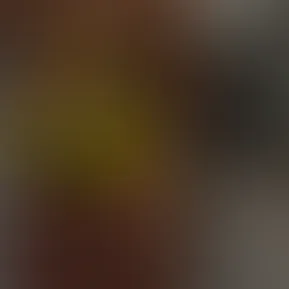 J stands for:
Jiggles & Juices
Matching my lemons with two piece lingerie🍋💛
Long video from the back in lingerie with booty jiggles showing and working with the movement of my juicing