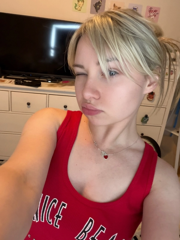 facetune_10-05-2026-22-01-47.jpg