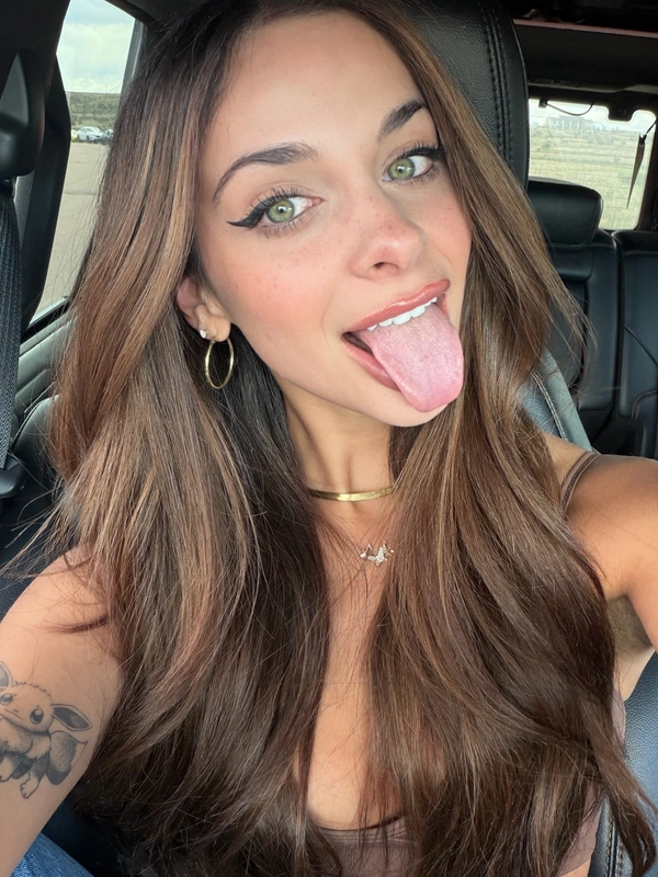 facetune_23-05-2026-18-03-22.jpg